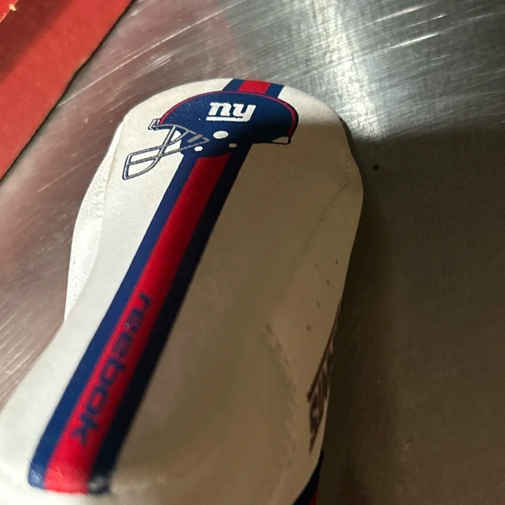 New York Giants Shoes - Picture 4 of 10